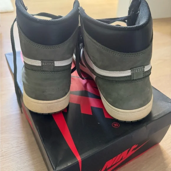 Jordan 1 high clay green